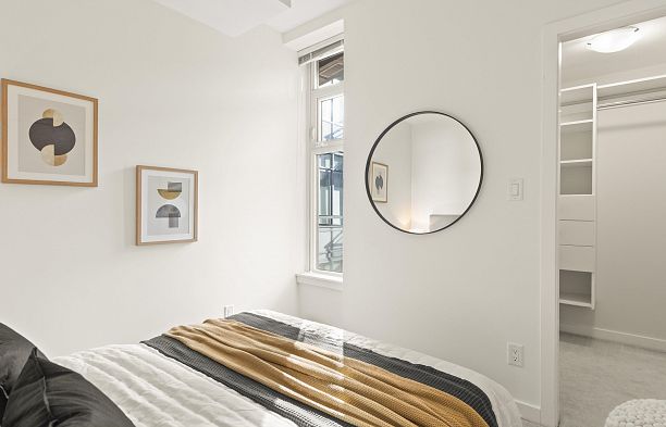 608 38 W 1st Avenue False Creek