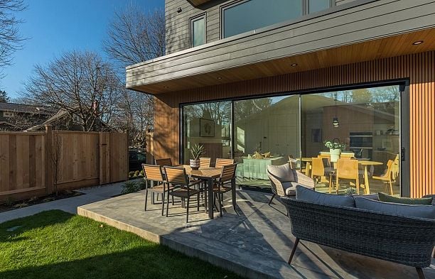 3742 Yukon Street Cambie