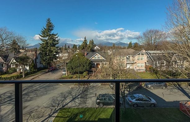 396 W 21 Avenue Cambie