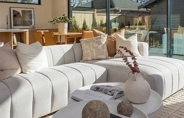 3742 Yukon Street Cambie