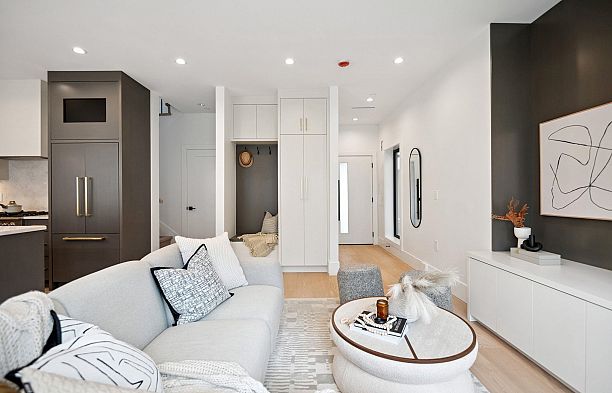 #2 1079 E 14th Avenue Mount Pleasant VE