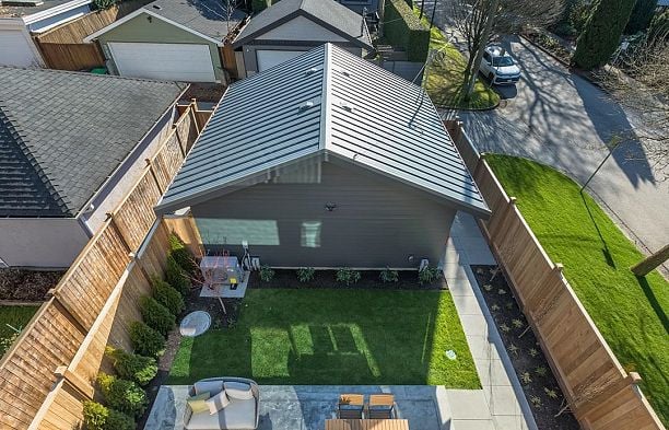3742 Yukon Street Cambie