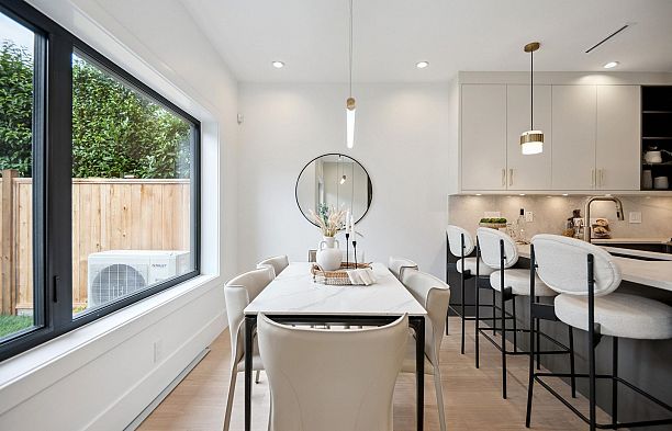 #2 1079 E 14th Avenue Mount Pleasant VE