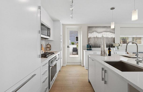 2512 Fraser Street Mount Pleasant VE