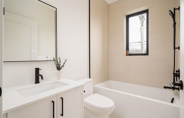 836 W 64th Avenue Marpole