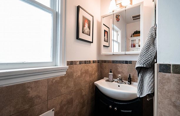 228 E 26th Avenue Main