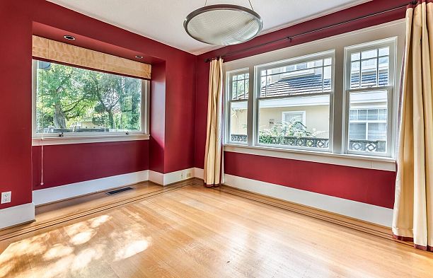 5810 Cartier Street South Granville