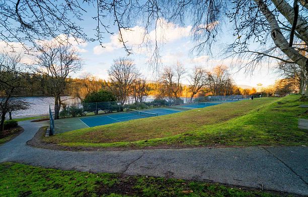 212 1924 Comox Street West End VW