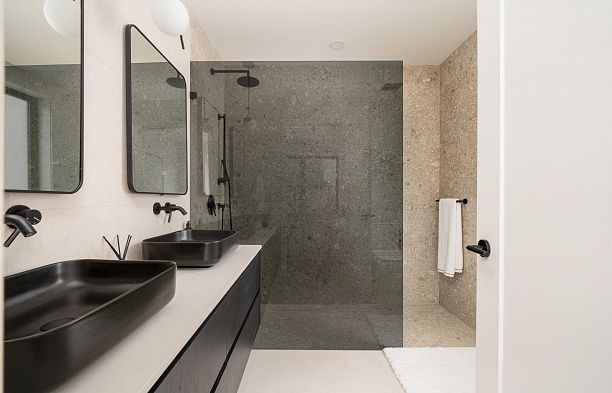 836 W 64th Avenue Marpole