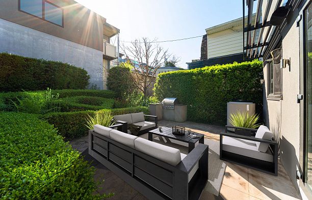 4371 Puget Drive Arbutus