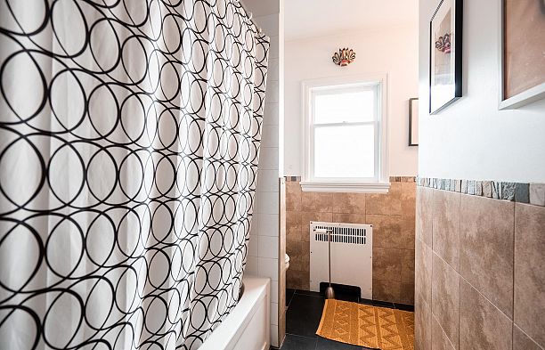 228 E 26th Avenue Main