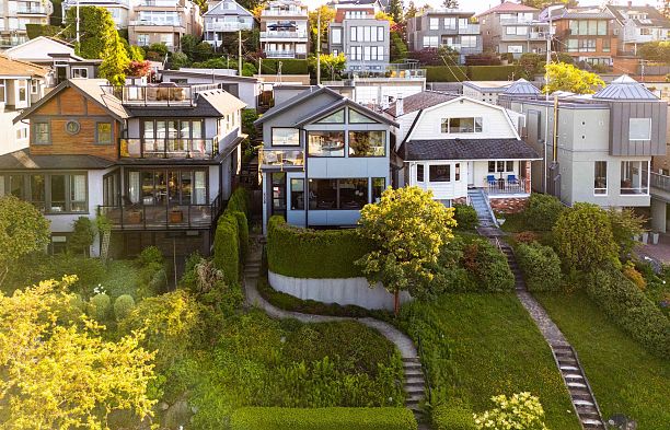 4371 Puget Drive Arbutus