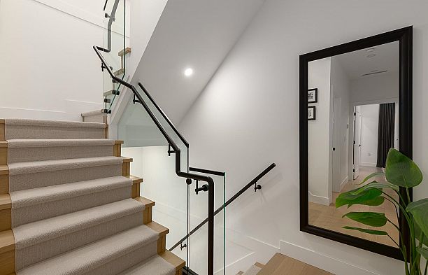 959 E 13th Avenue Mount Pleasant VE