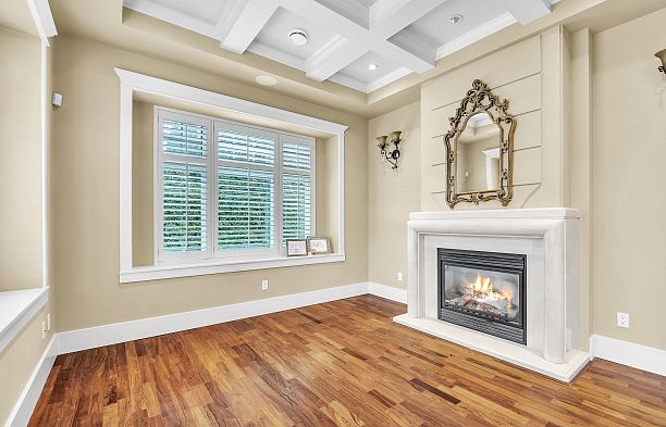 3593 Mackenzie Street Arbutus