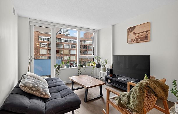 606 1009 Harwood Street West End VW