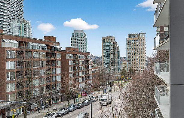 606 1009 Harwood Street West End VW