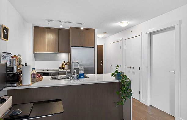 606 1009 Harwood Street West End VW