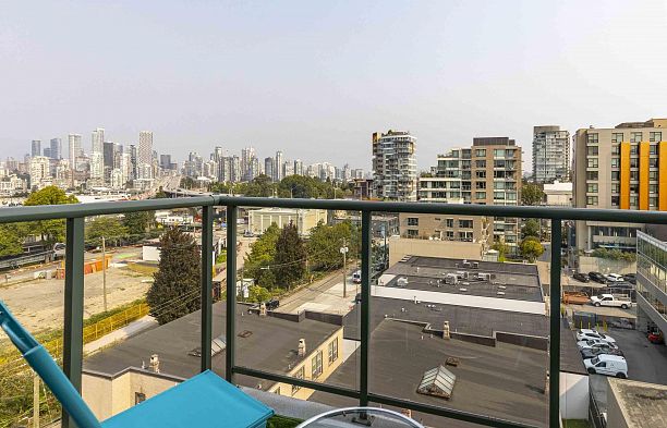 904 2288 Pine Street Fairview VW