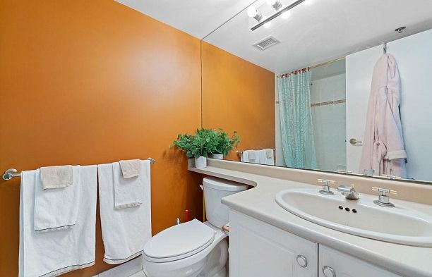 404 238 Alvin Narod Mews Yaletown