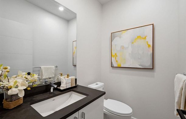 2512 Fraser Street Mount Pleasant VE