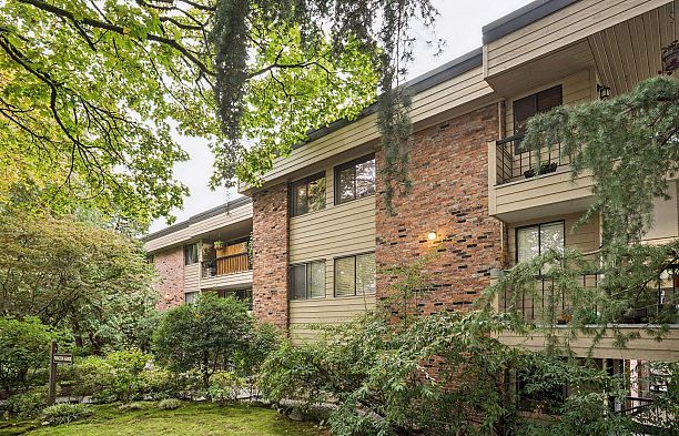 303 1717 W 13th Avenue Fairview VW