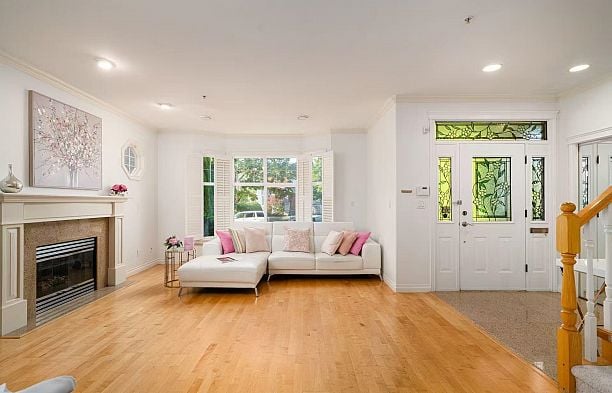 2818 W 19th Avenue Arbutus