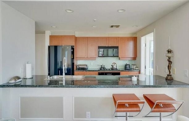 1003 1790 BAYSHORE DRIVE, Vancouver BC V6G 3G5 Coal Harbour