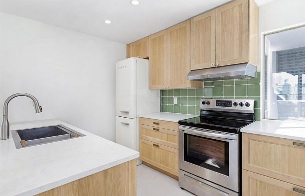 401 1345 W 4th Avenue False Creek