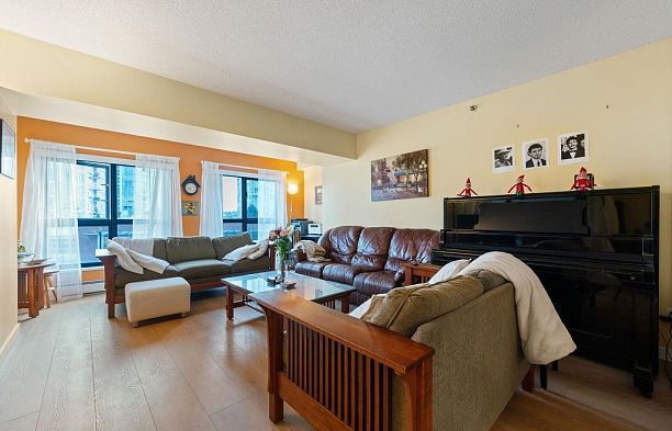 404 238 Alvin Narod Mews Yaletown