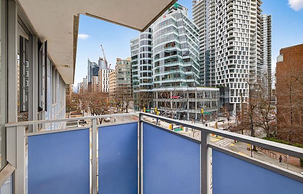 606 1009 Harwood Street West End VW