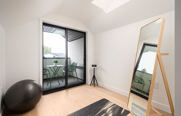 836 W 64th Avenue Marpole