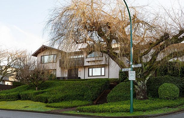 2296 W 32nd Avenue Quilchena