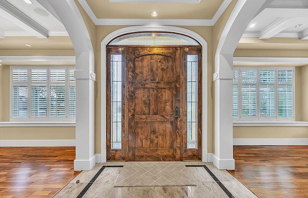 3593 Mackenzie Street Arbutus