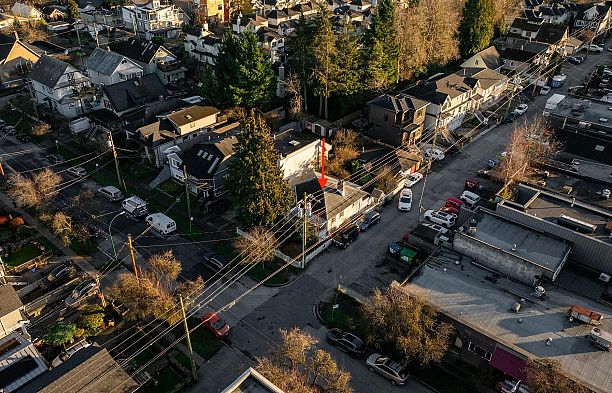 228 E 26th Avenue Main