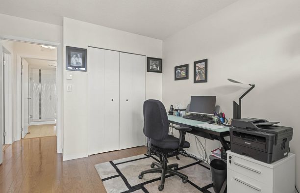 904 2288 Pine Street Fairview VW