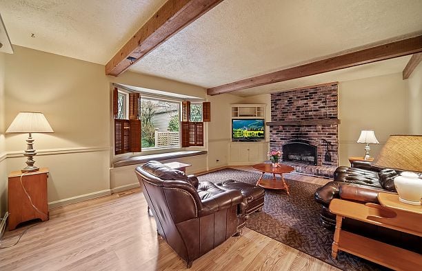 3537 W 31st Avenue Dunbar