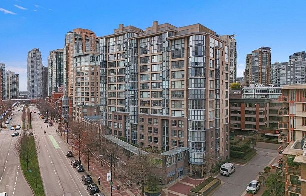 404 238 Alvin Narod Mews Yaletown