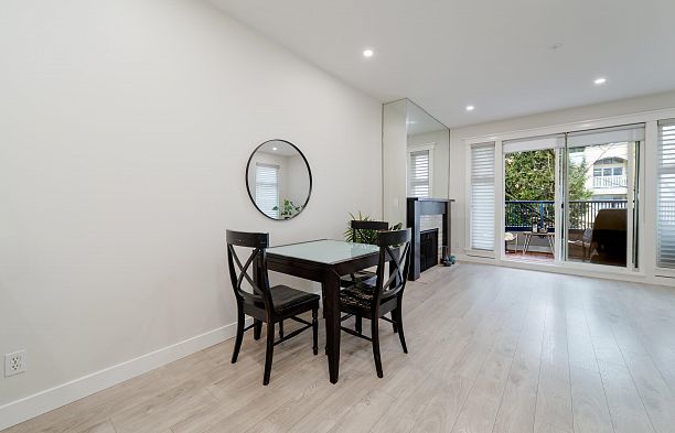 212 1924 Comox Street West End VW