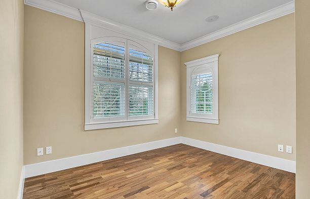 3593 Mackenzie Street Arbutus