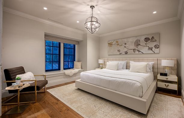 5989 Churchill Street South Granville