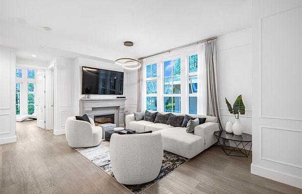 204 1009 Laurier Avenue Shaughnessy