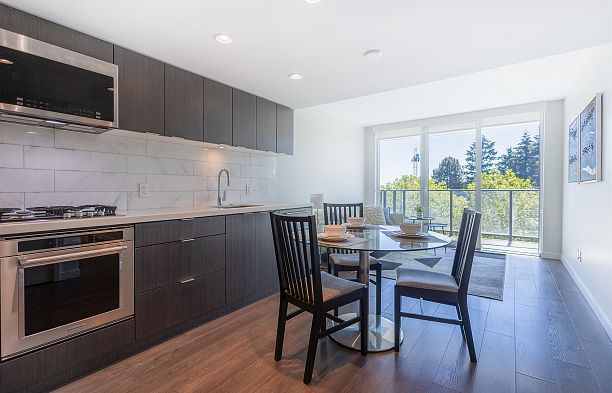 603 8238 Lord Street Marpole