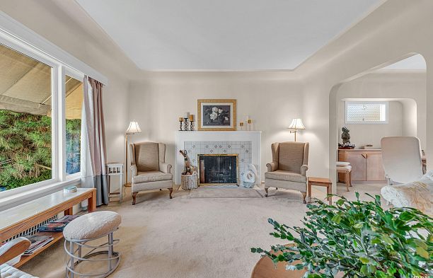 2225 W 22nd Avenue Arbutus