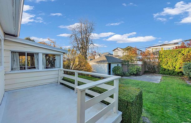 2225 W 22nd Avenue Arbutus