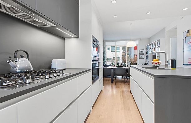 313 77 Walter Hardwick Avenue False Creek