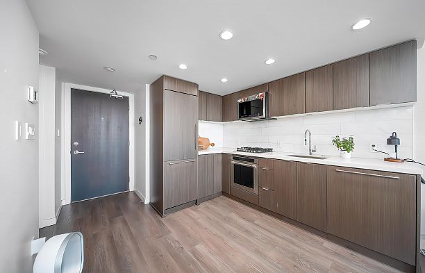 2605 8189 Cambie Street Marpole