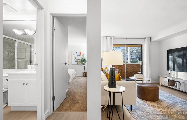 313 975 E Broadway Mount Pleasant VE