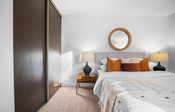 313 975 E Broadway Mount Pleasant VE