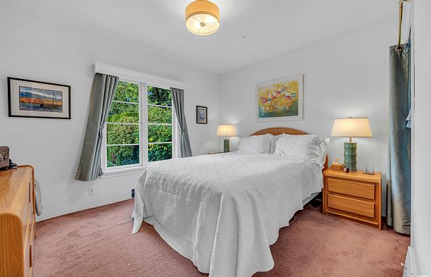 2225 W 22nd Avenue Arbutus