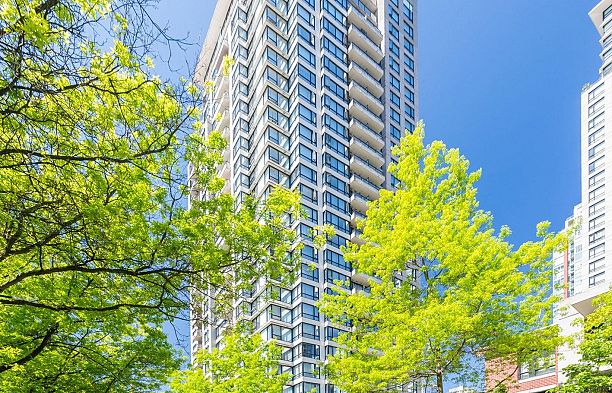 502 977 Mainland Street Yaletown